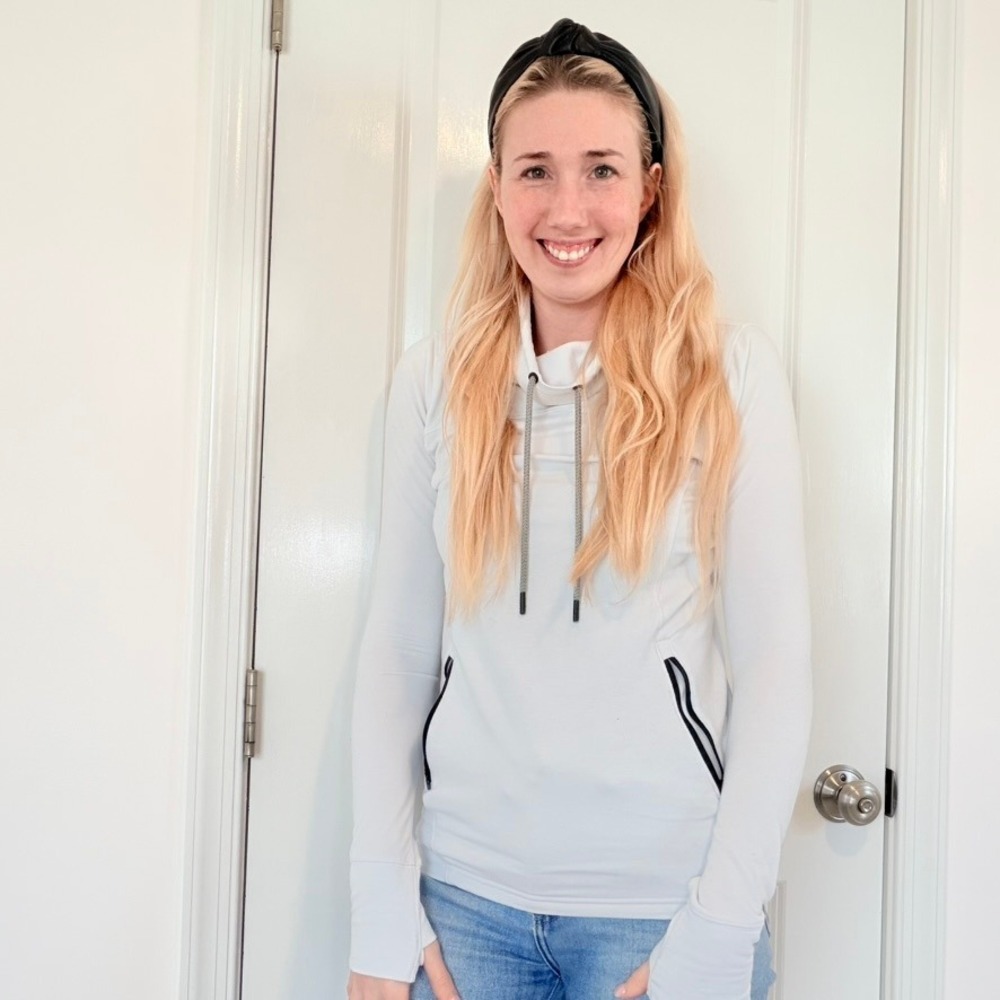 Under Armour Women White Funnel Neck Hoodie Small Thumbhole Pullover Sweatshirt